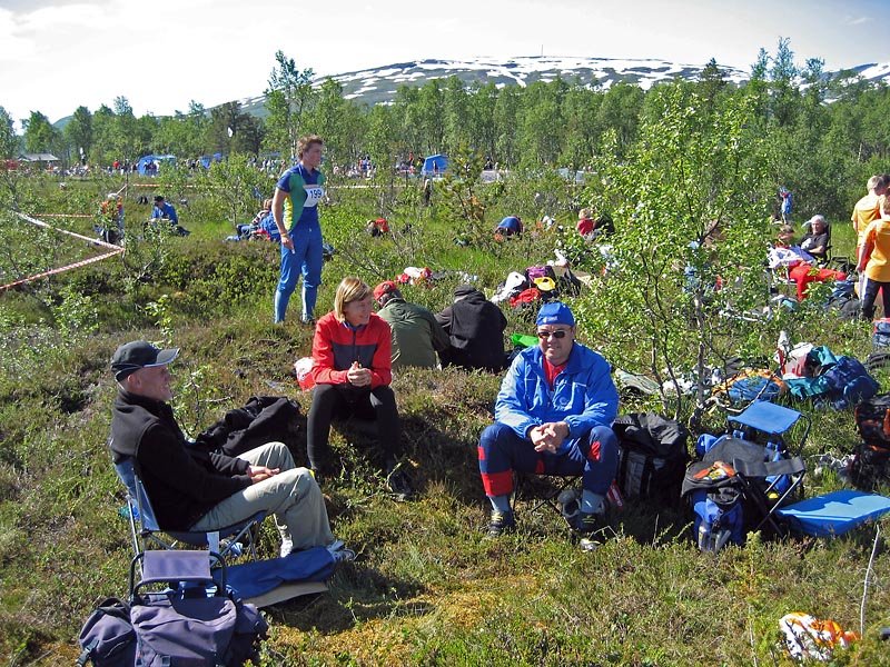 norrasmidnattssolgaloppenimg1stardieelpealemeieolidnorrasveelminnidjakerstiehalaviidehttpwwwmgnorwaynolanen.jpg